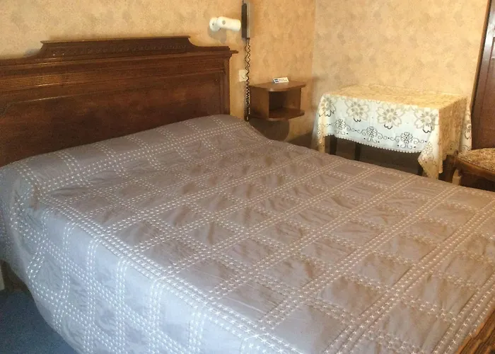 Du Commerce Hotel 2*