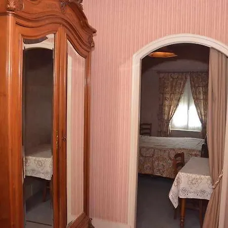 Du Commerce Hotel 2*